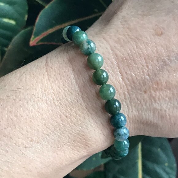 Men's Moss Agate Forest Green Beaded Gemstone Stretch Bracelet - 8mm Beads - Picture 3 of 5